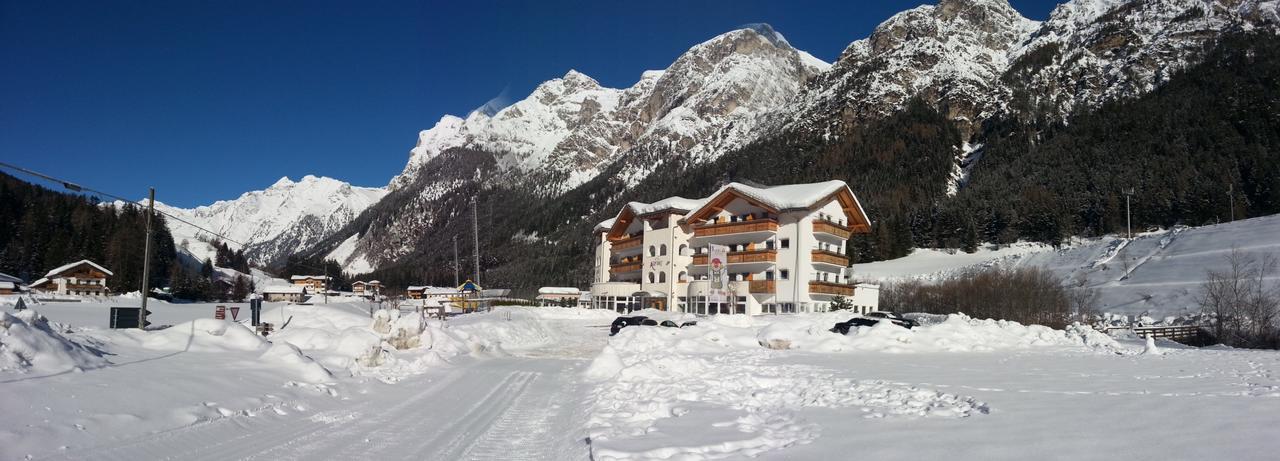 Hotel Alpin Gossensass Exteriör bild