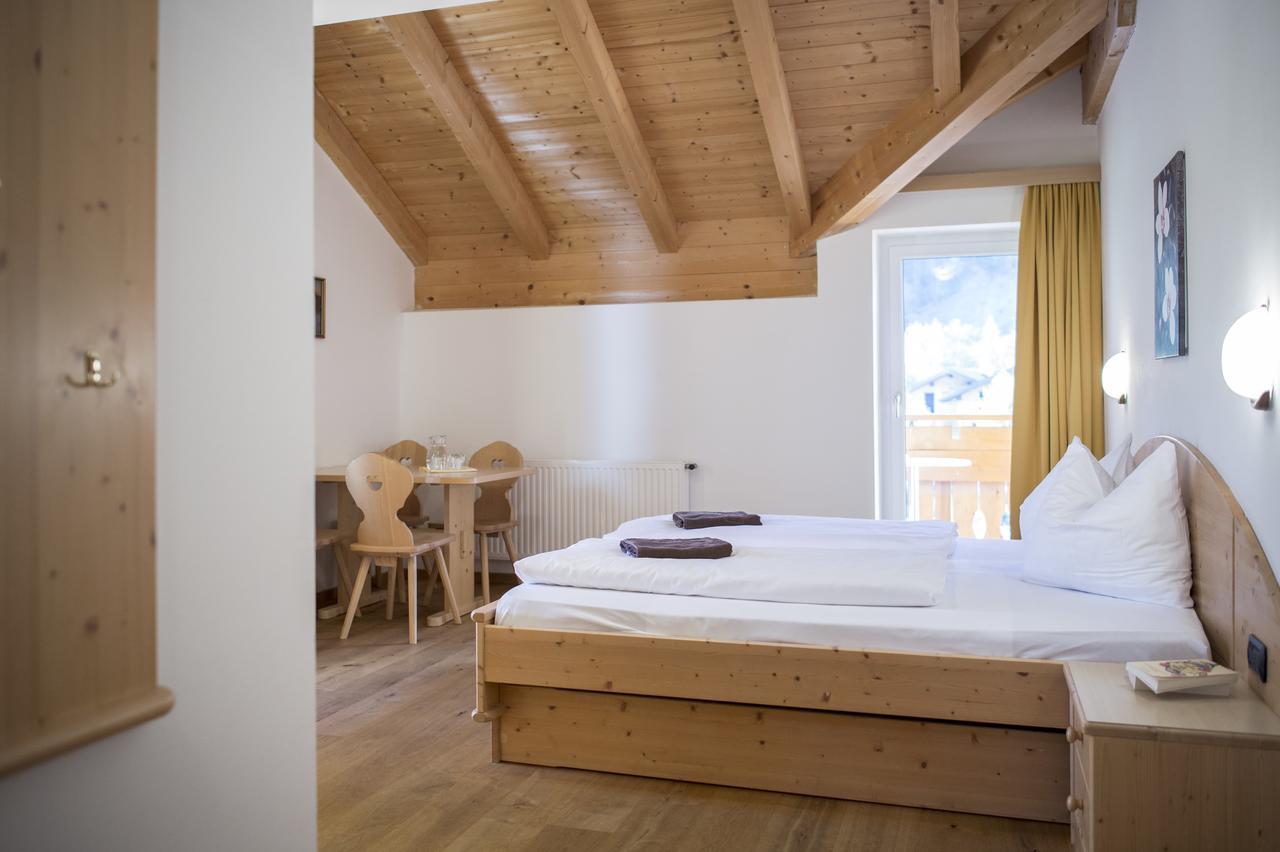 Hotel Alpin Gossensass Exteriör bild